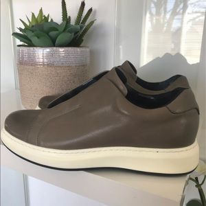 Karl Lagerfeld lace less sneakers